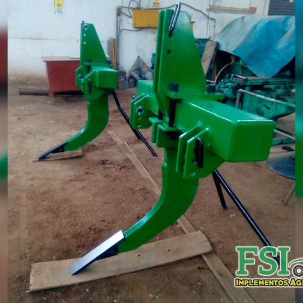 Subsolador de 01 brazo